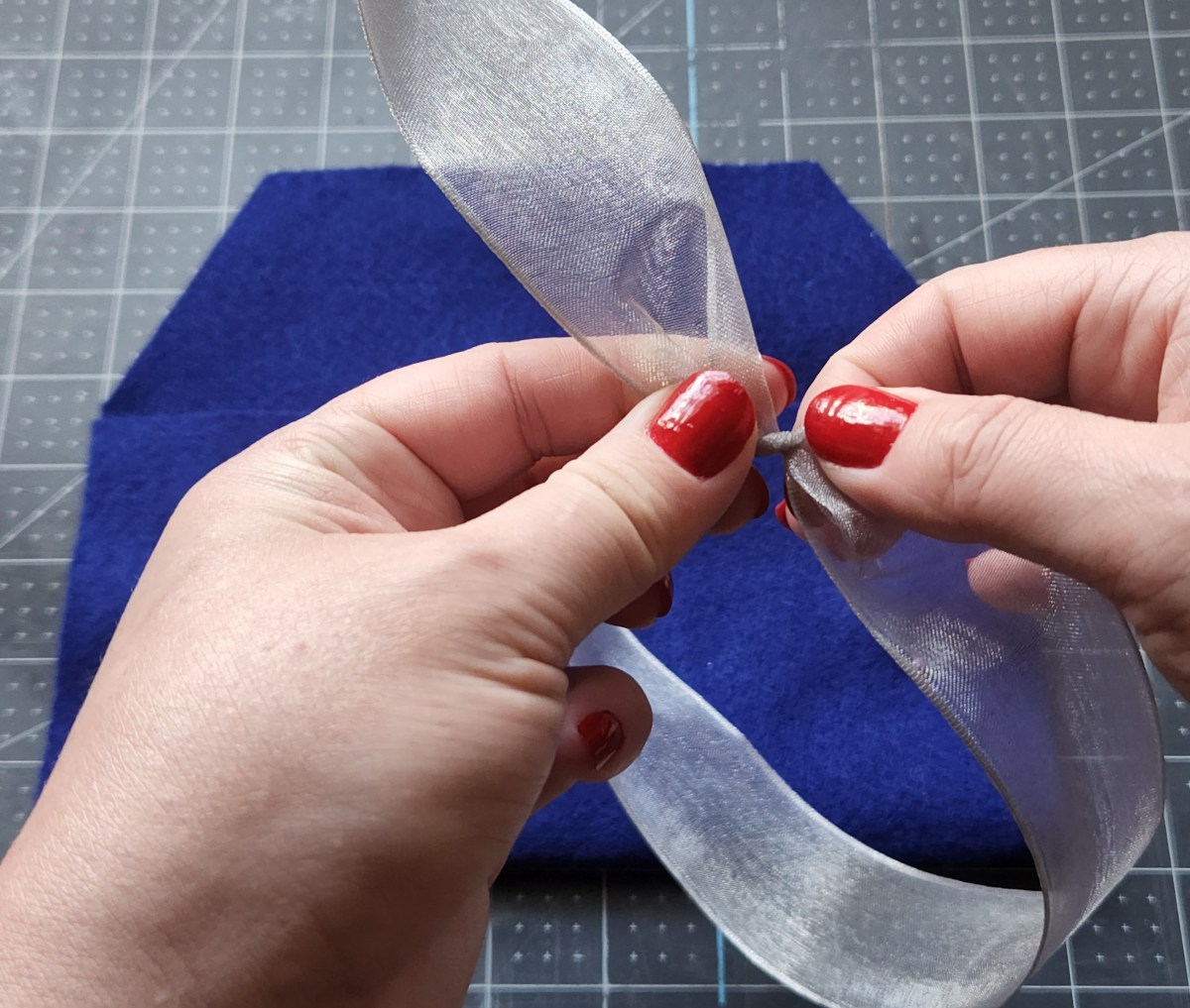 Fabric Gift Envelope Tutorial - Life as a LEO Wife